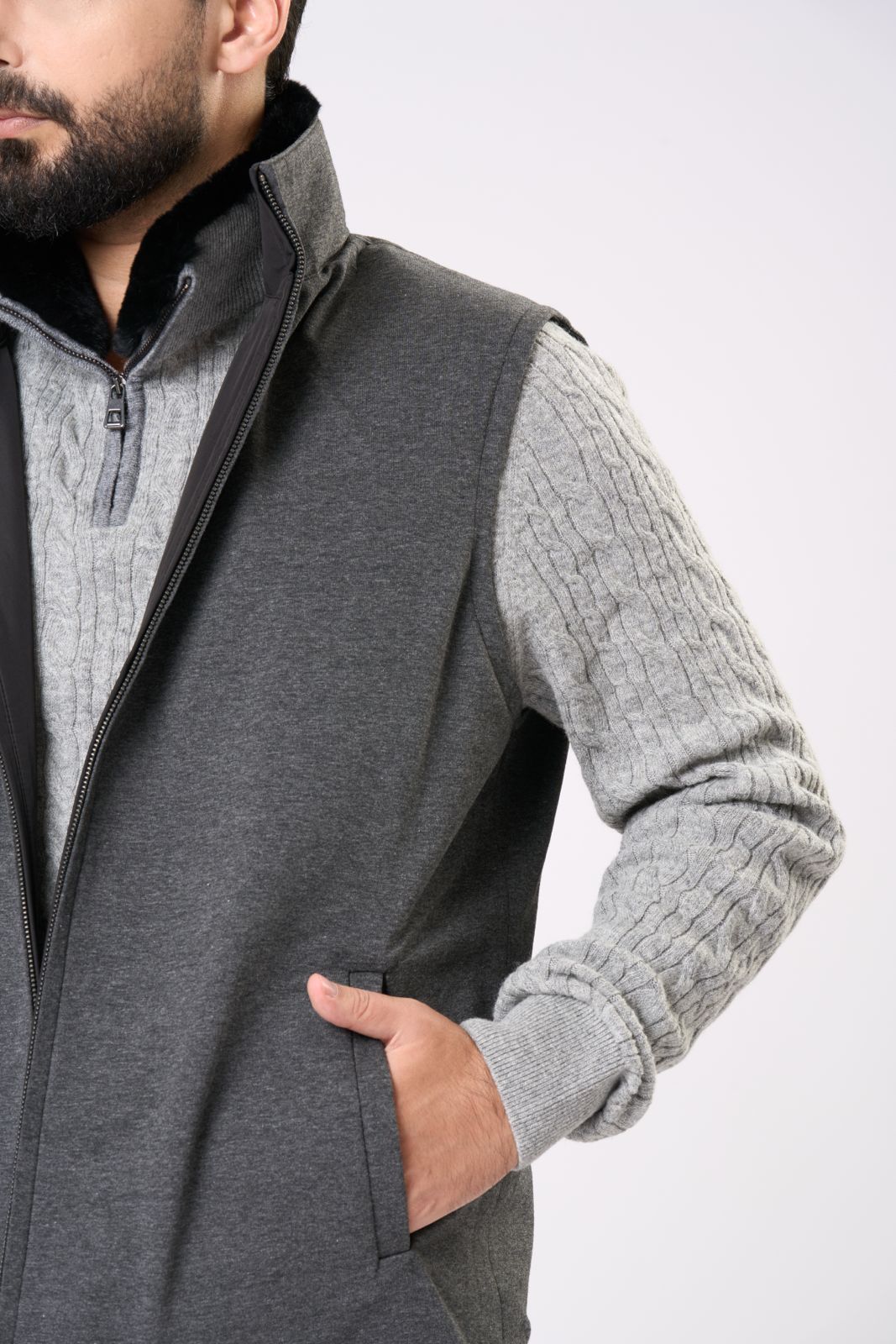 Waterproof reversible vest - In Grey & Black