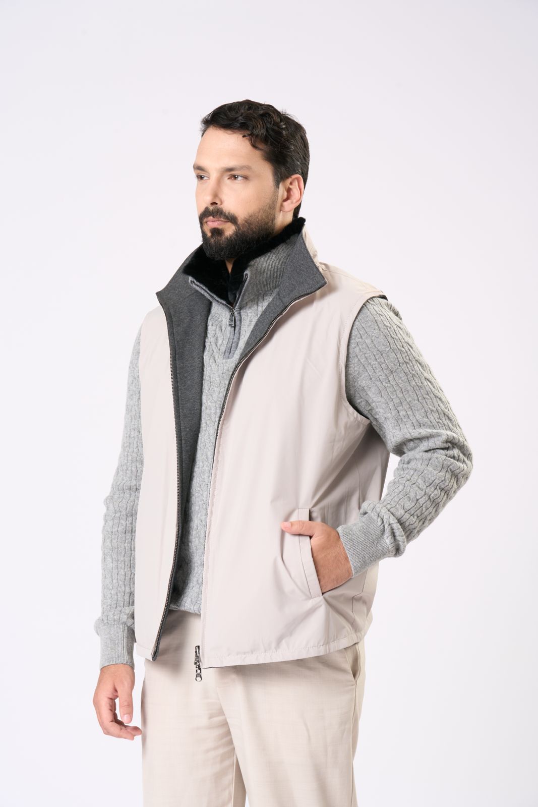 Waterproof reversible vest - In Grey & Cream