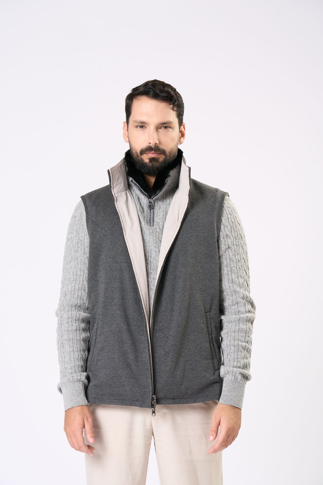 Waterproof reversible vest - In Grey & Cream
