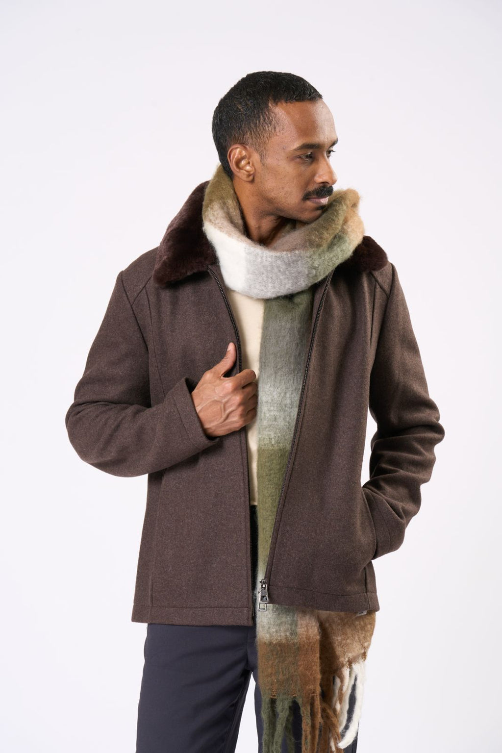 Classic Cashmere Jacket in Brown