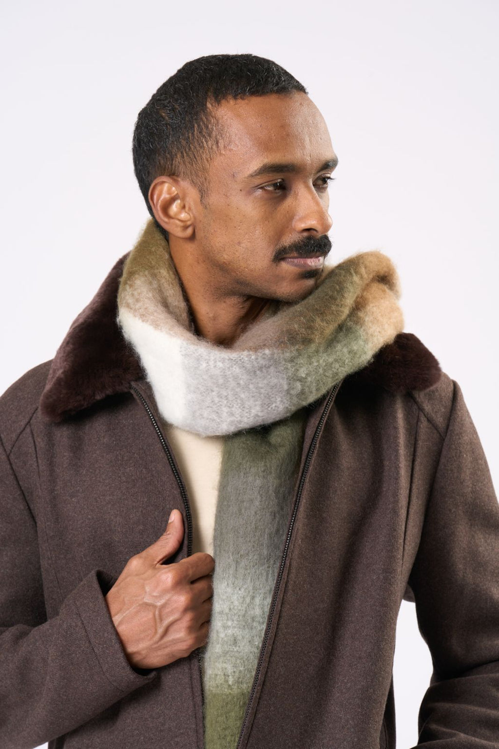 Classic Cashmere Jacket in Brown