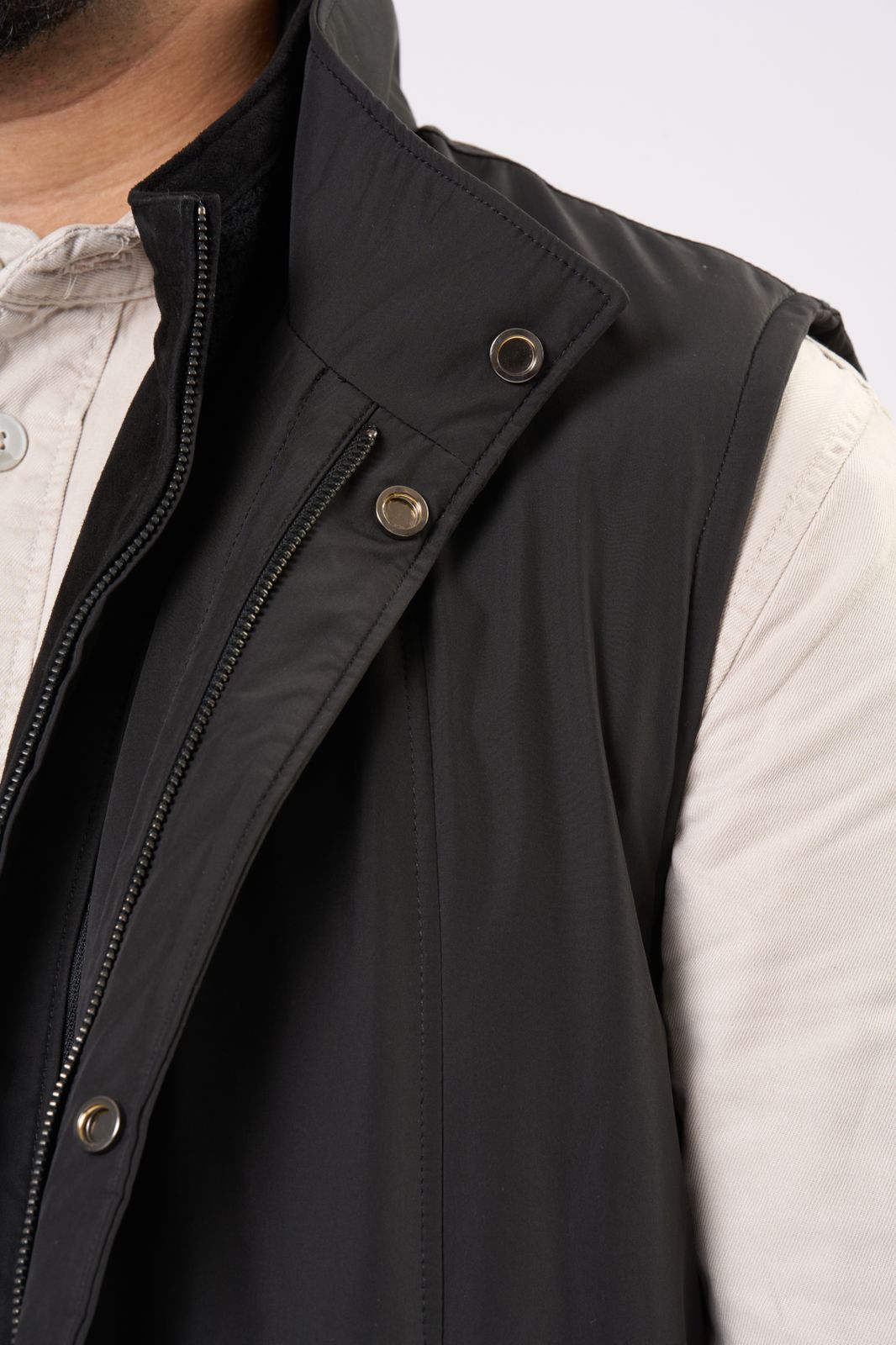 Double Vest in Black – Black & Brown Strap