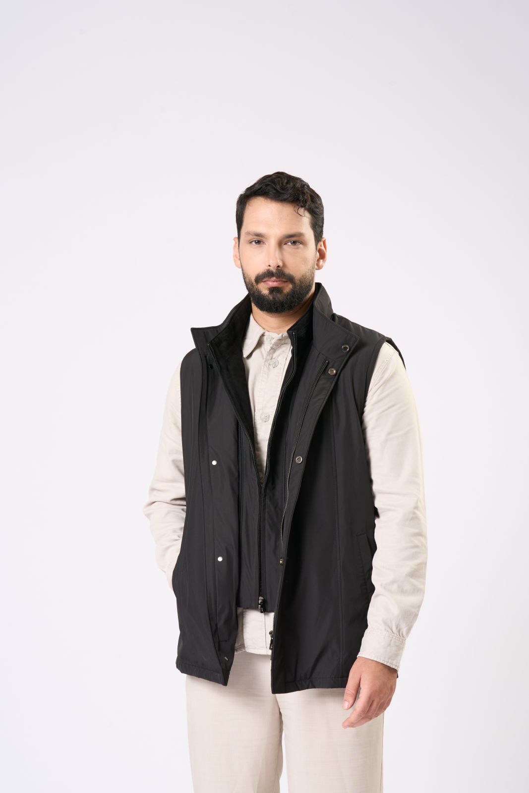 Double Vest in Black – Black & Brown Strap