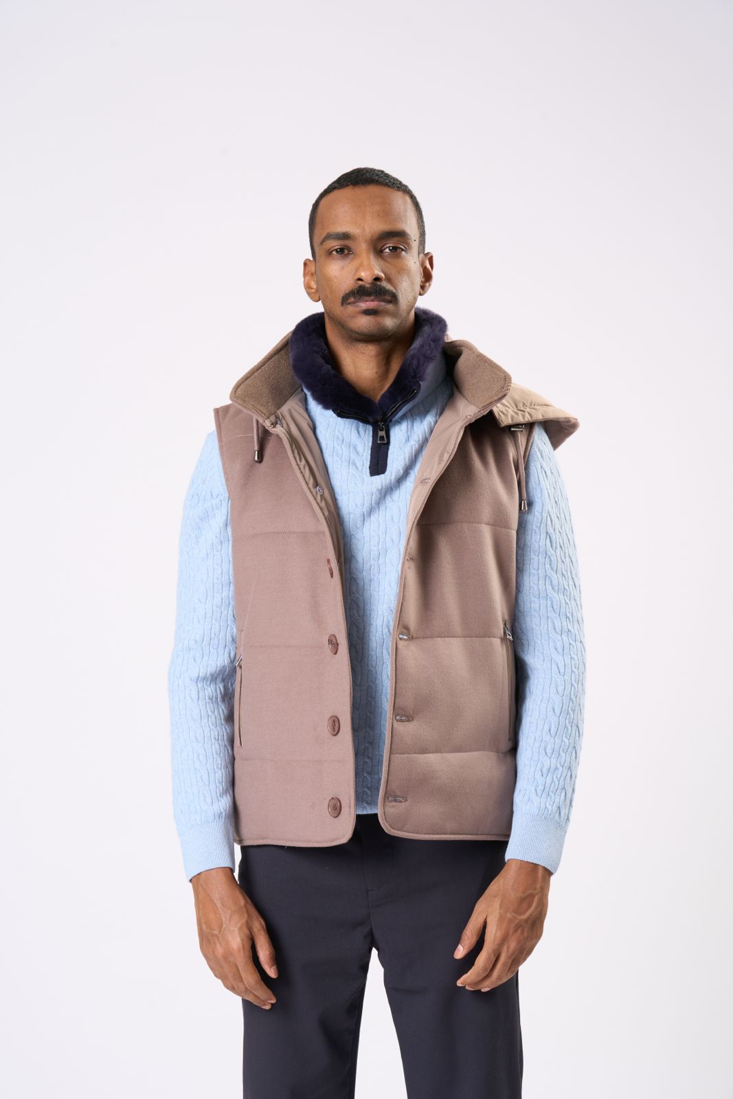 Cashmere Vest in Brown