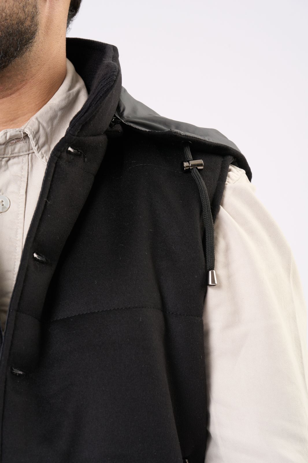 Cashmere Vest in Black