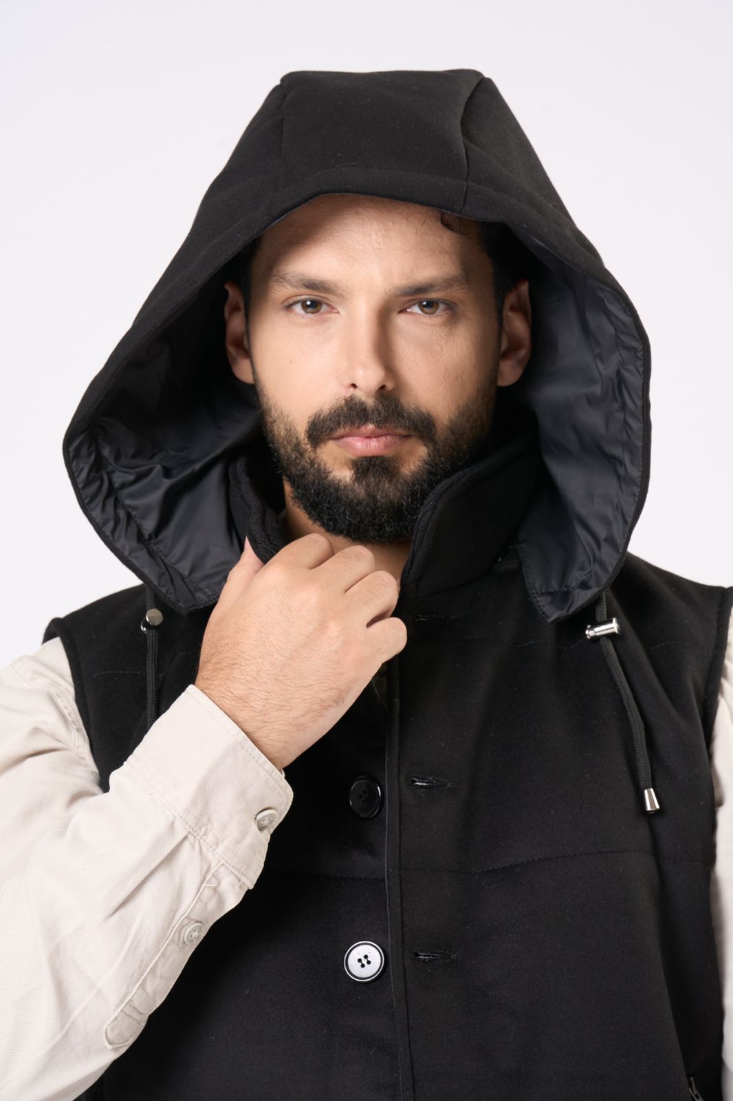 Cashmere Vest in Black